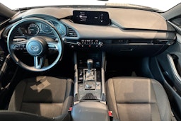 harmaa Mazda 3 2023 kuva 9.