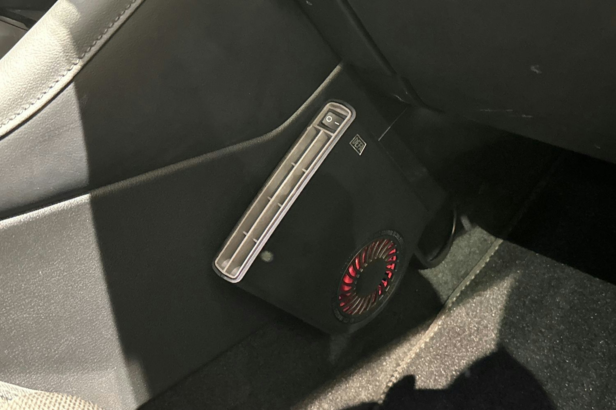 harmaa Mazda 3 2023 kuva 26.