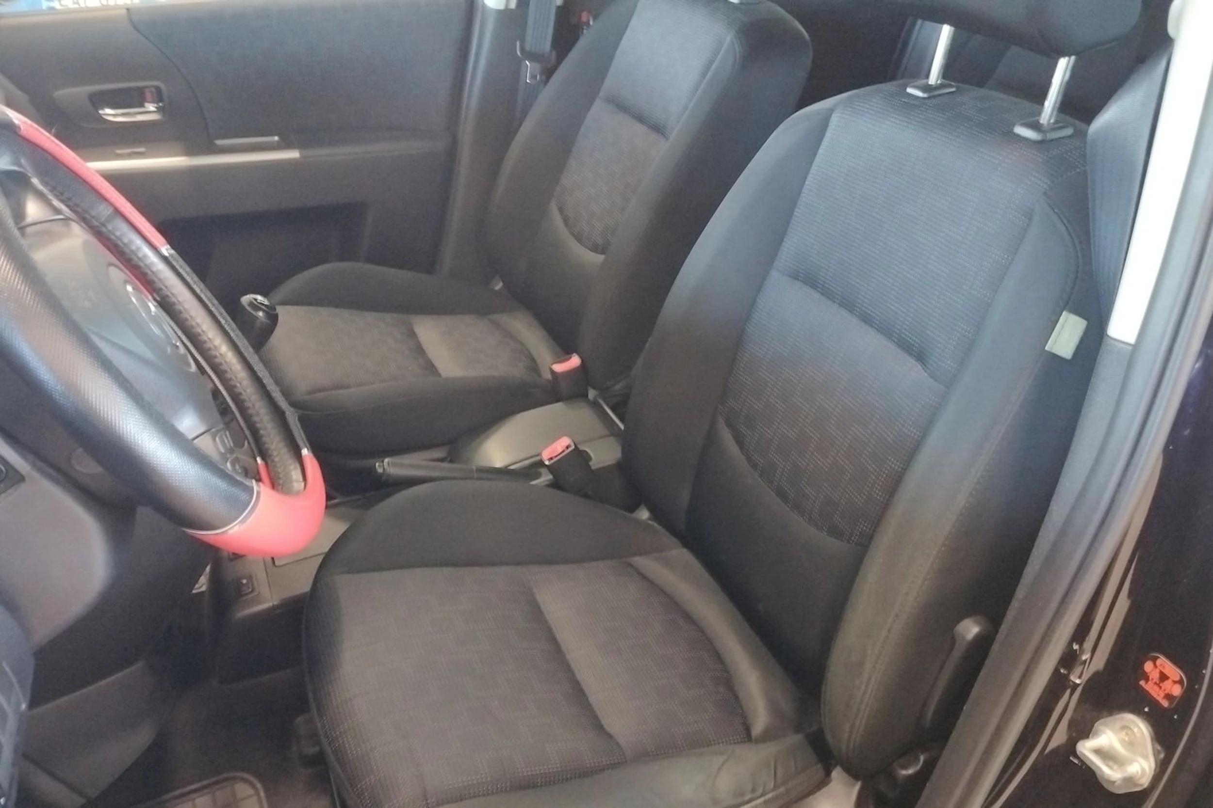 Sininen Mazda Mazda5 2009 kuva 16.