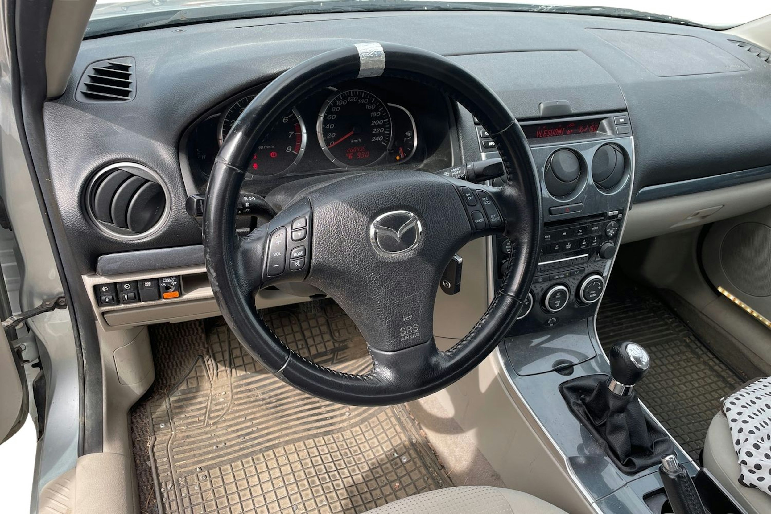 harmaa Mazda 6 2006 kuva 3.