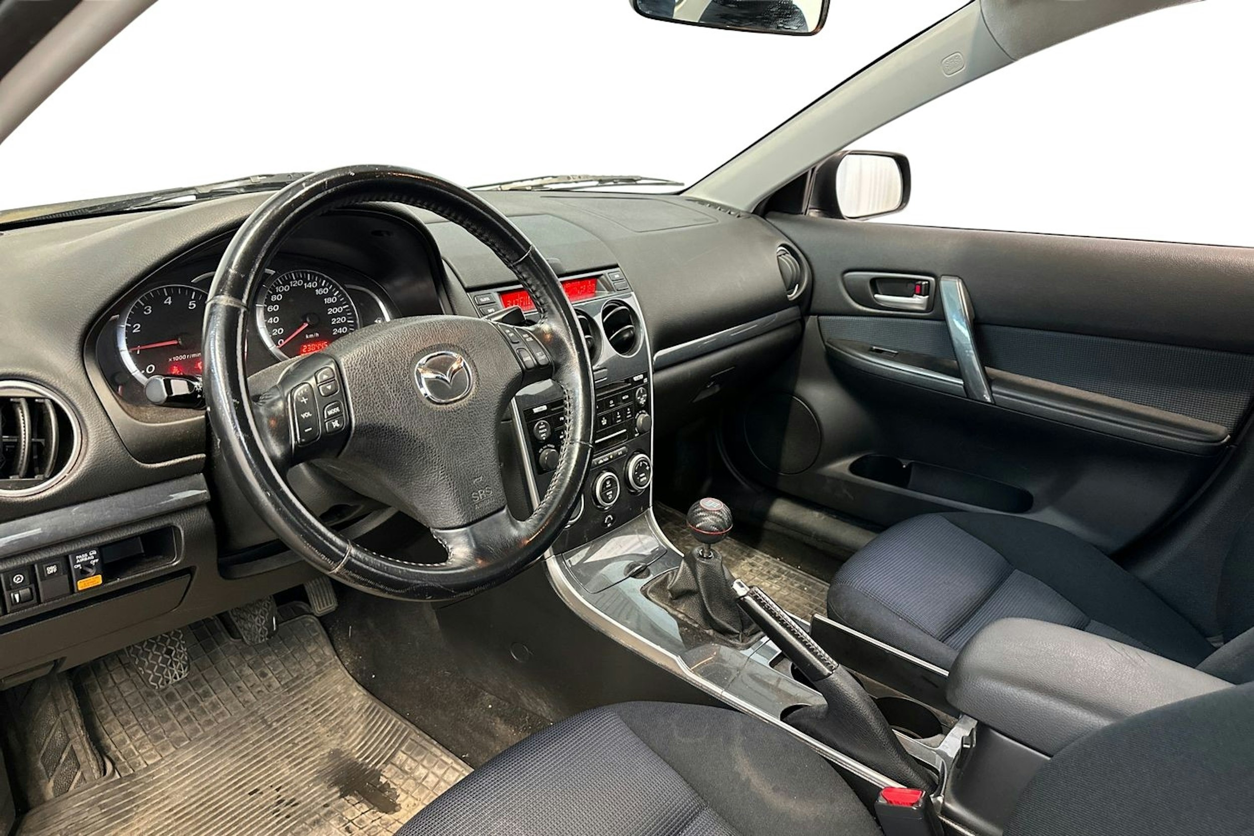 musta Mazda 6 2006 kuva 6.