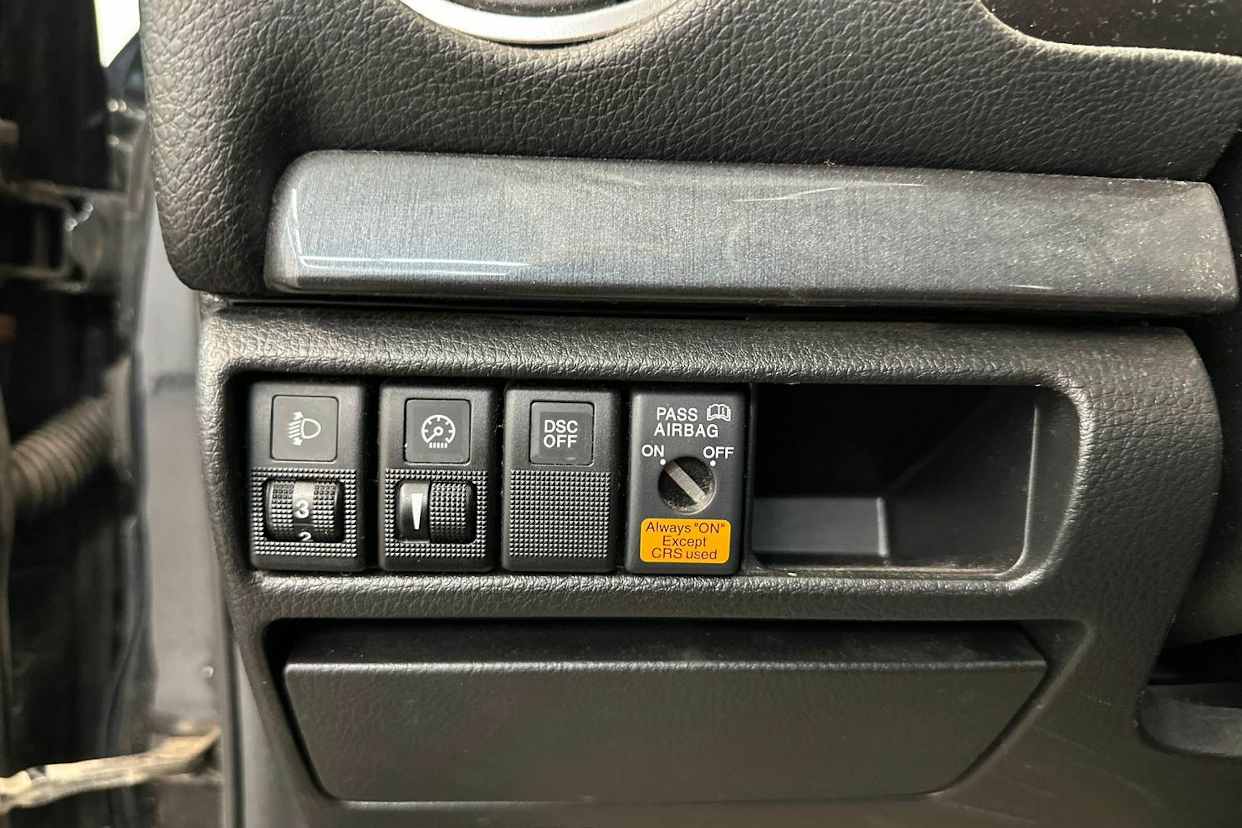 musta Mazda 6 2006 kuva 13.
