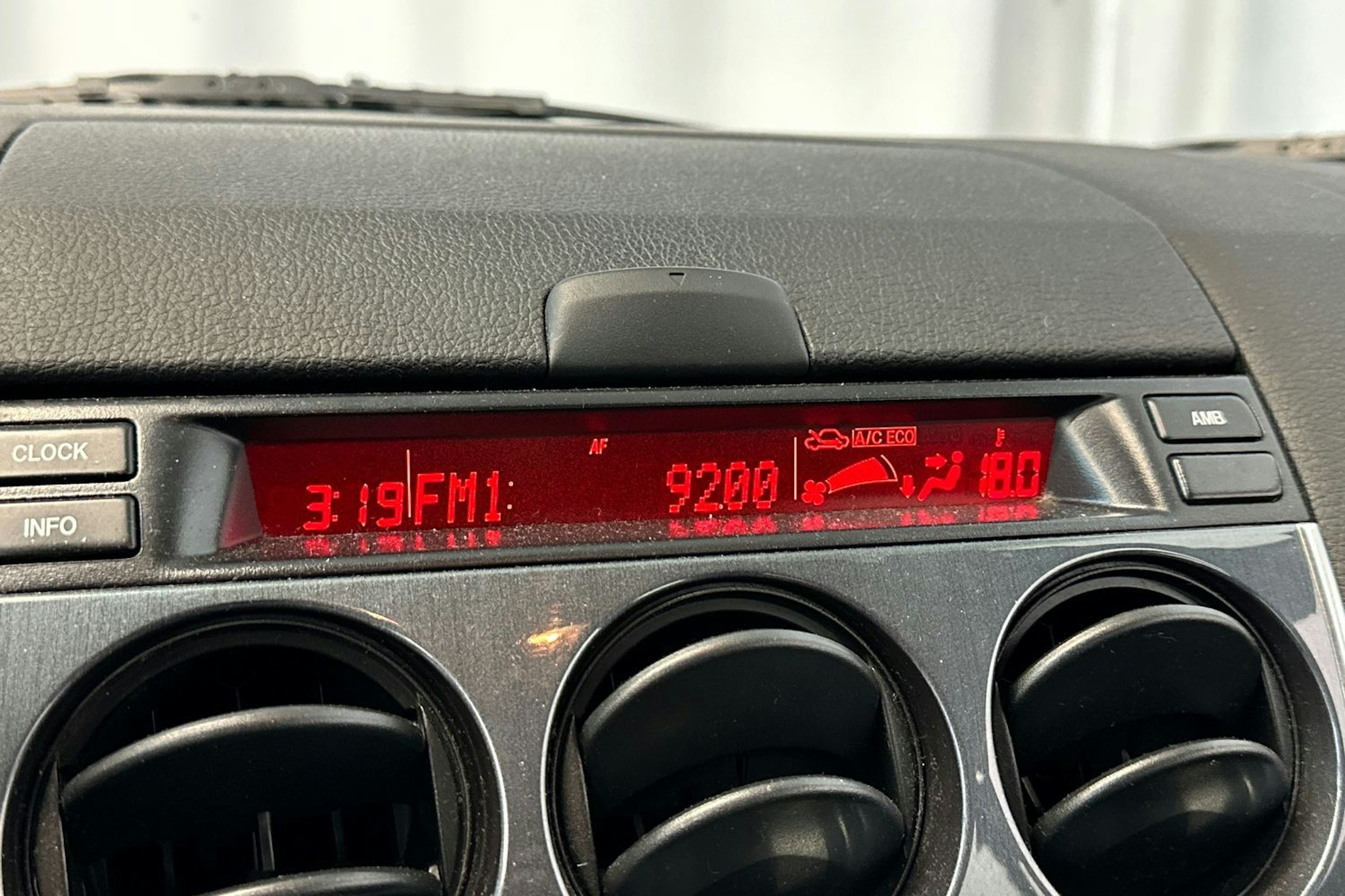musta Mazda 6 2006 kuva 18.