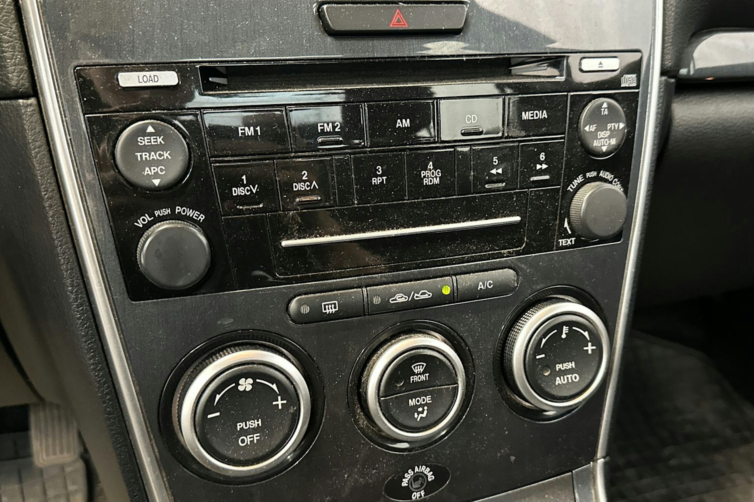 musta Mazda 6 2006 kuva 19.