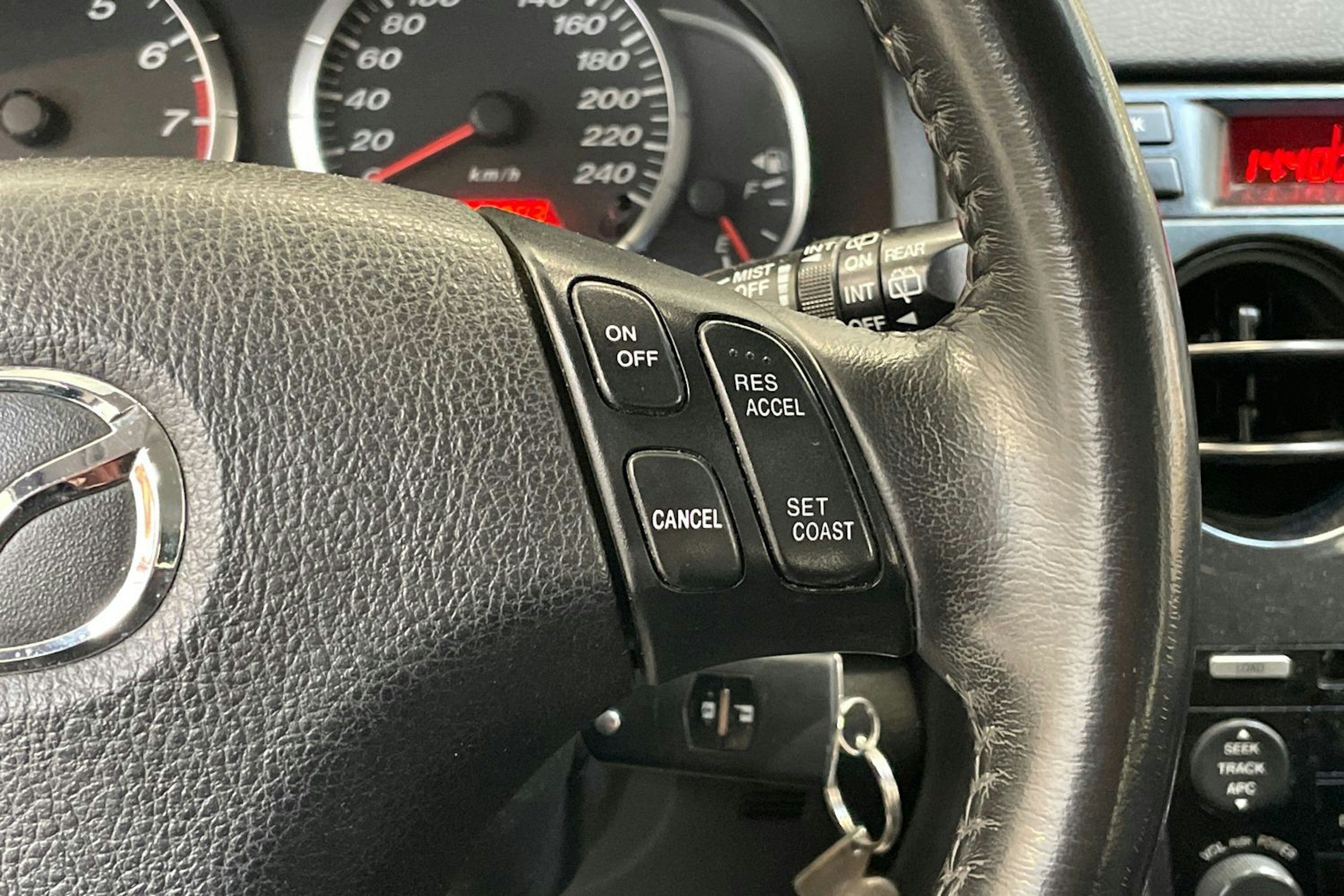 harmaa Mazda 6 2006 kuva 15.
