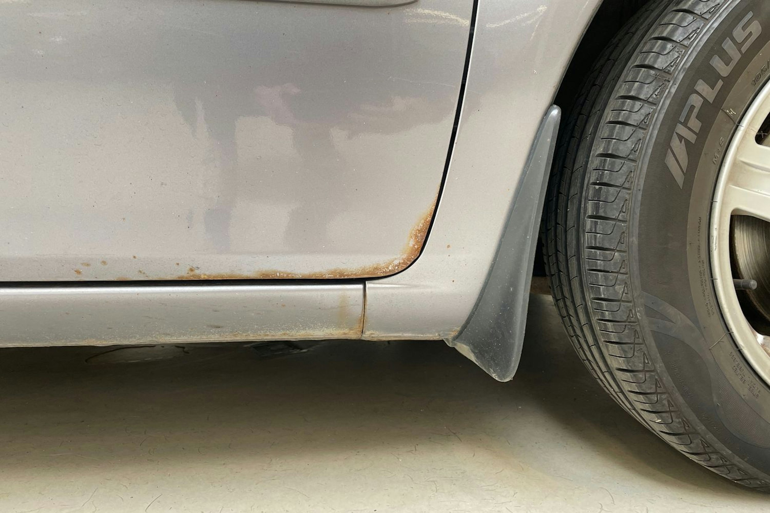 harmaa Mazda 6 2006 kuva 20.