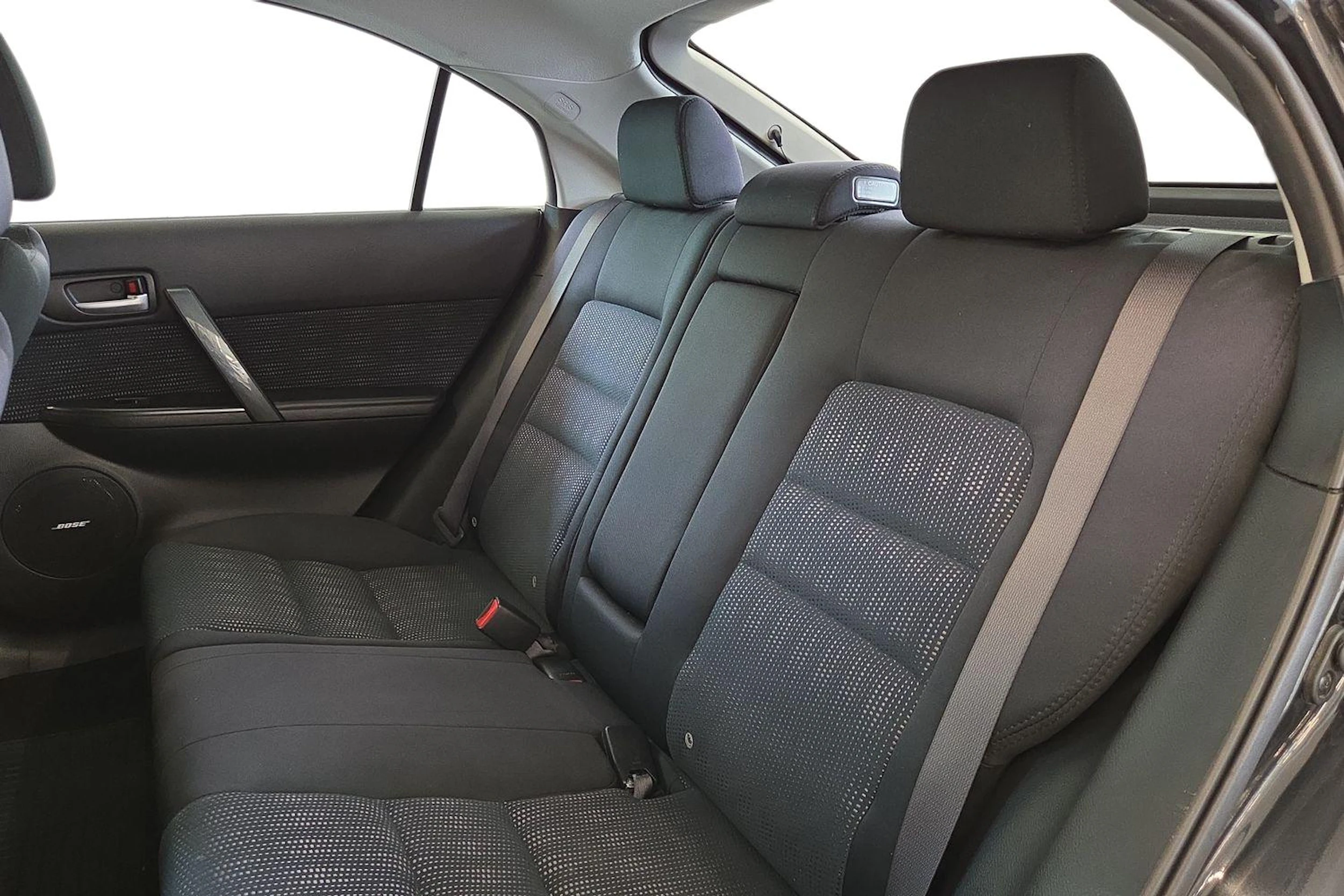 Musta Mazda 6 2007 kuva 8.
