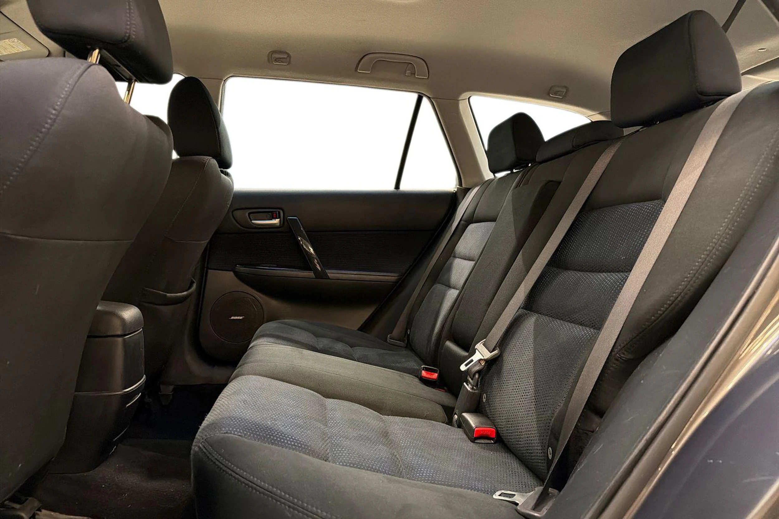 harmaa Mazda 6 2007 kuva 8.