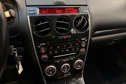 harmaa Mazda 6 2007 kuva 16.