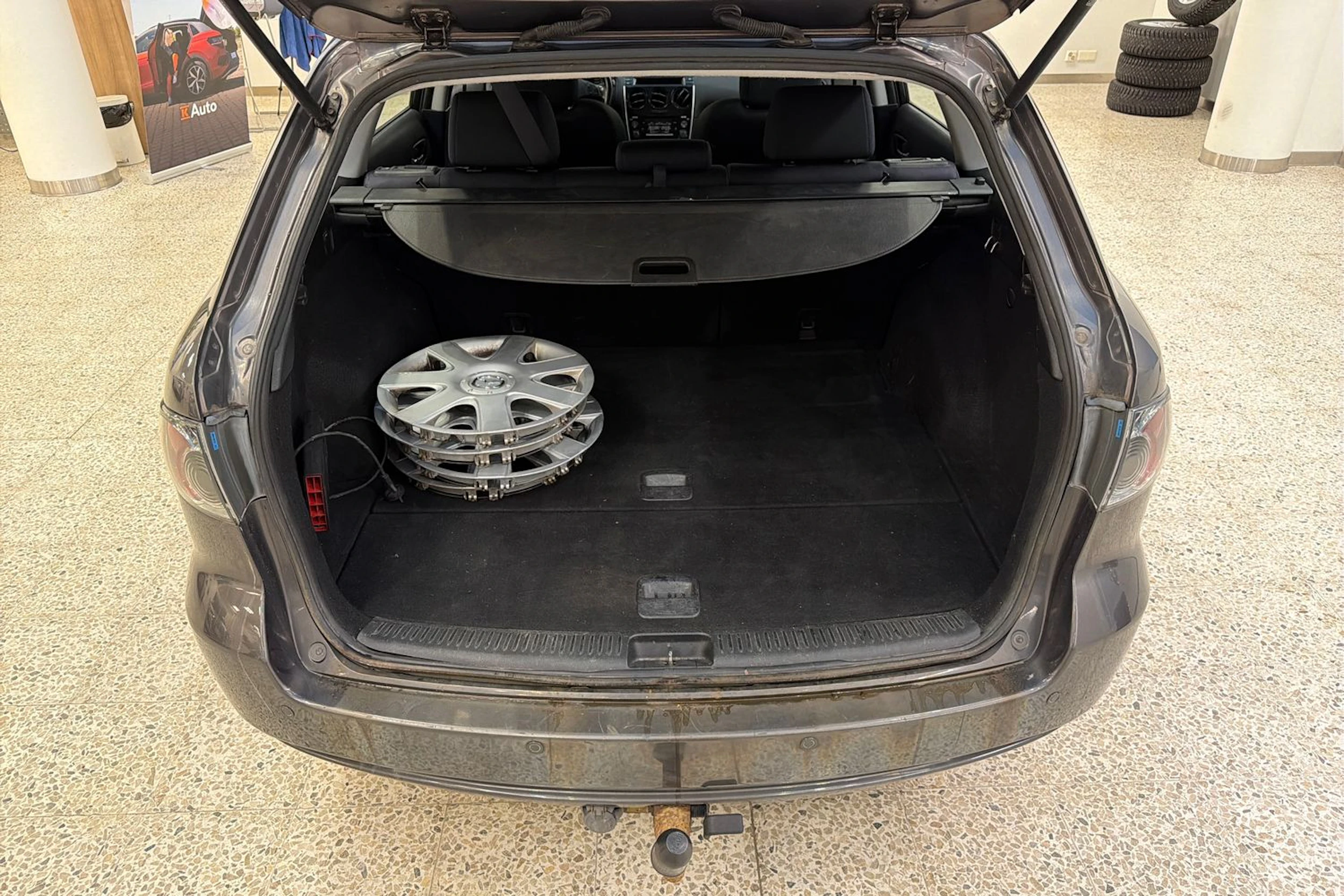 harmaa Mazda 6 2007 kuva 41.