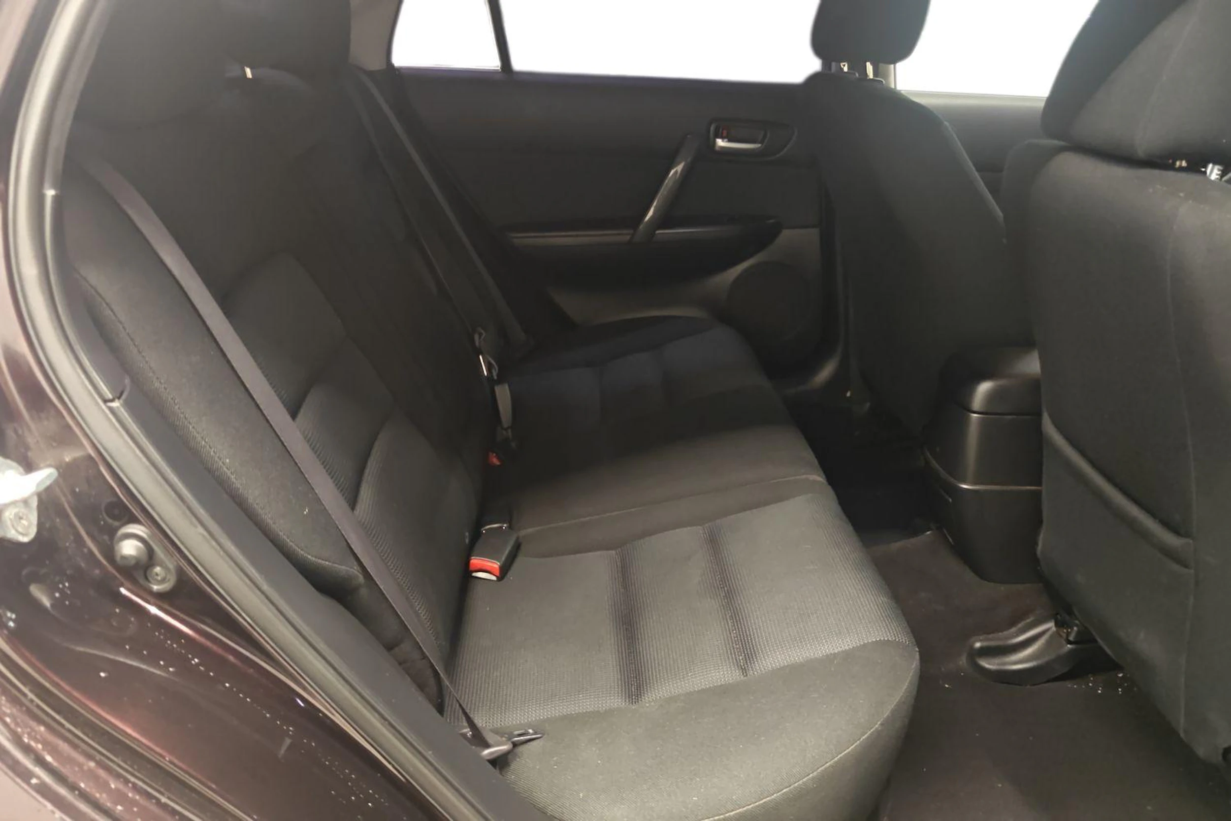 punainen Mazda 6 2007 kuva 11.