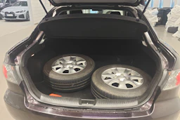 punainen Mazda 6 2007 kuva 16.