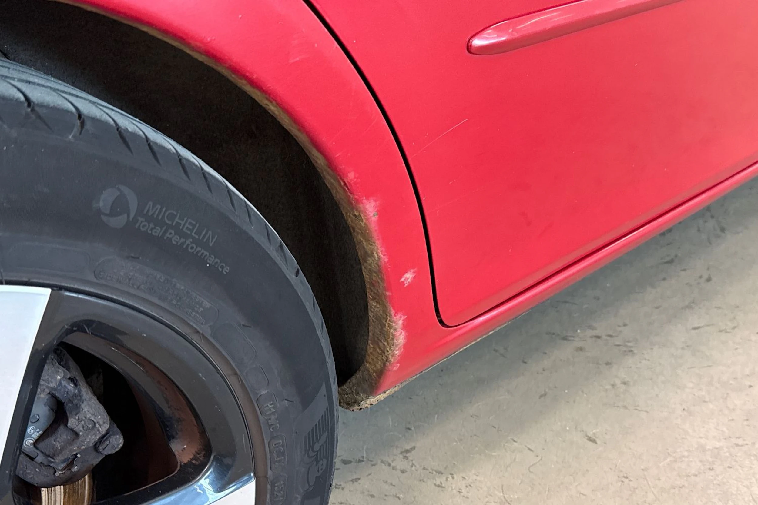 punainen Mazda 6 2008 kuva 29.