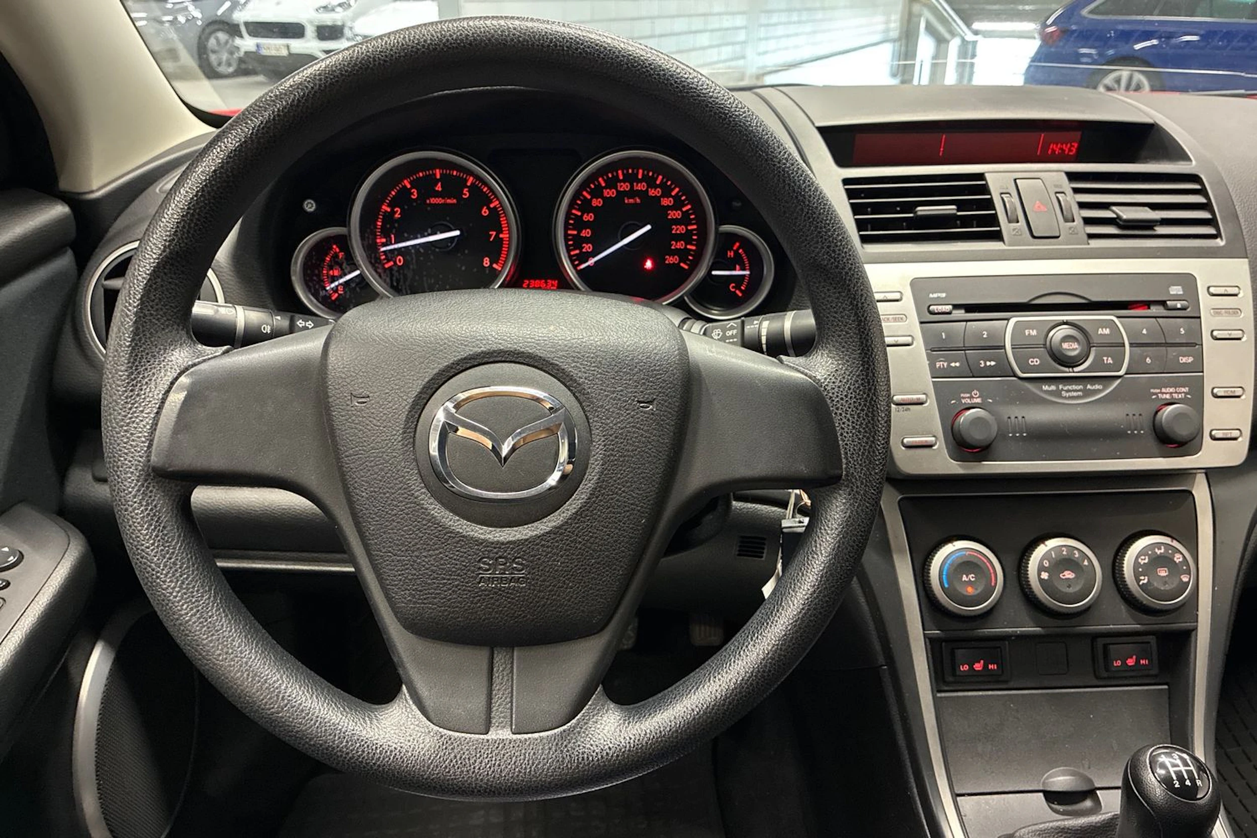 punainen Mazda 6 2008 kuva 11.