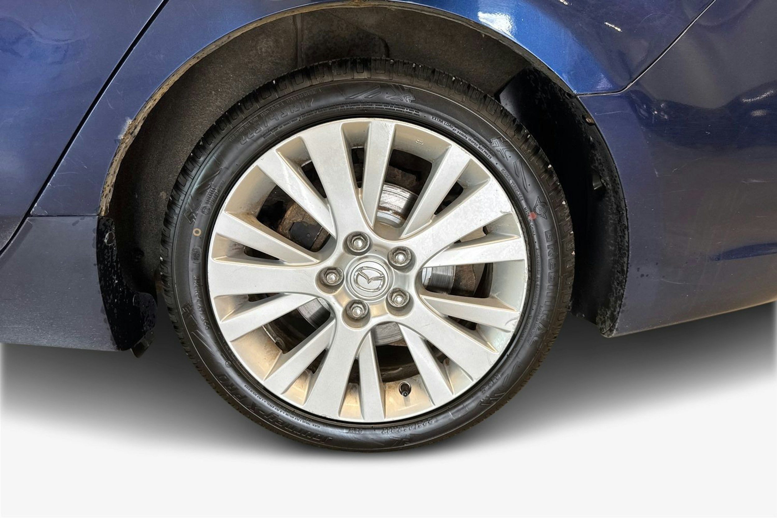 sininen Mazda 6 2008 kuva 11.
