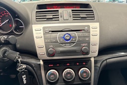 sininen Mazda 6 2008 kuva 15.