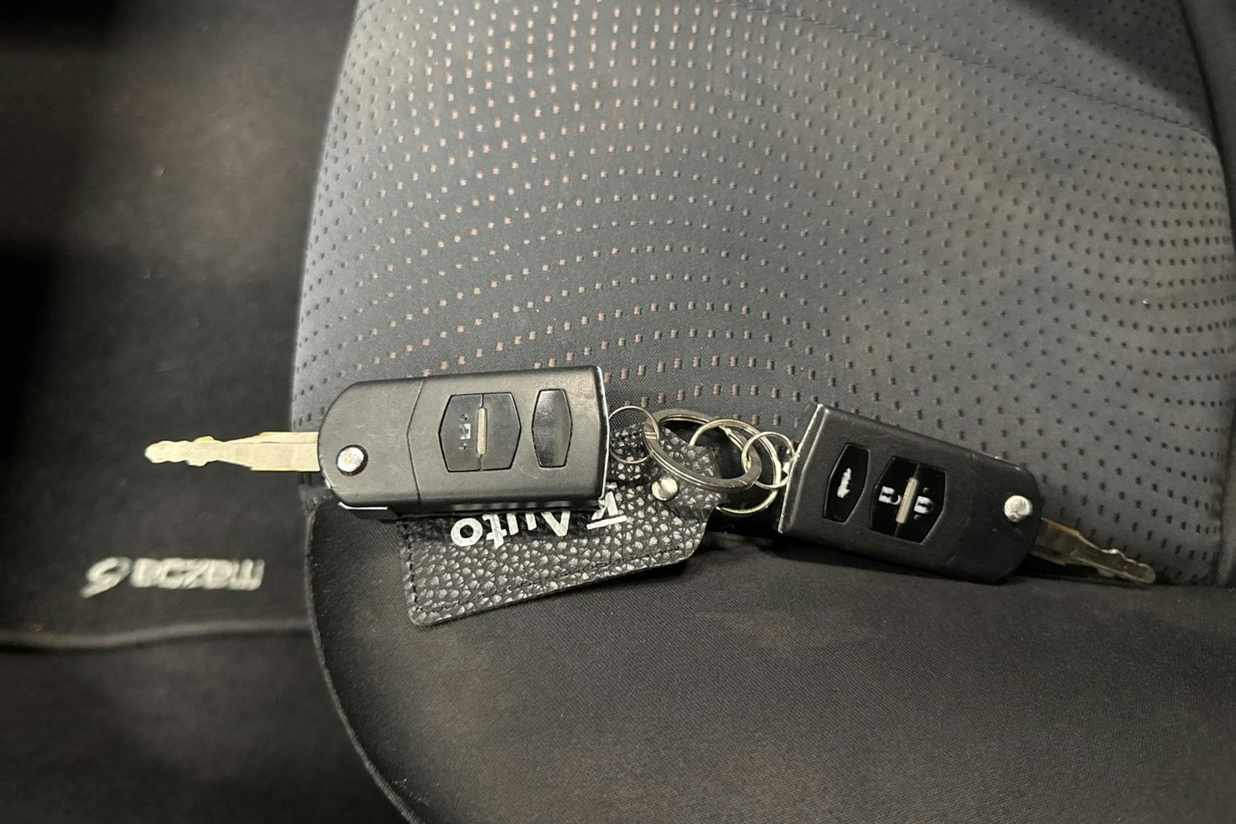 sininen Mazda 6 2008 kuva 17.