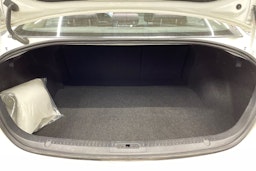 Valkoinen Mazda 6 2008 kuva 12.