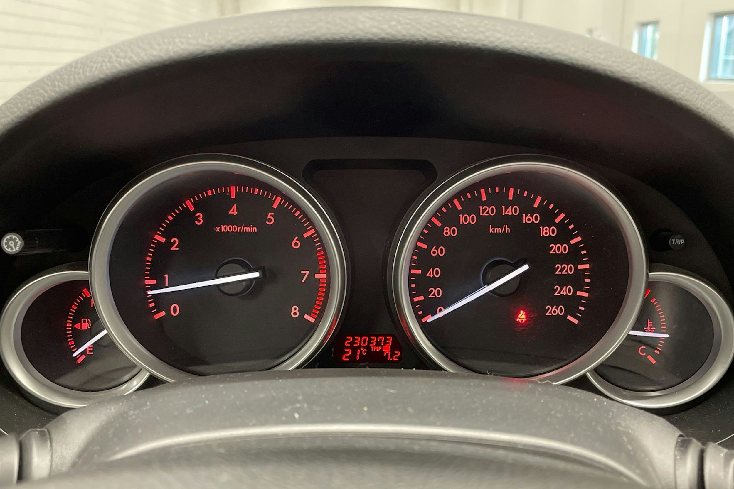 Valkoinen Mazda 6 2008 kuva 13.