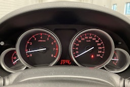 Valkoinen Mazda 6 2008 kuva 13.