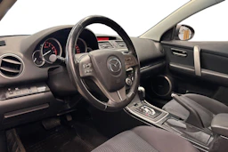 punainen Mazda 6 2009 kuva 6.