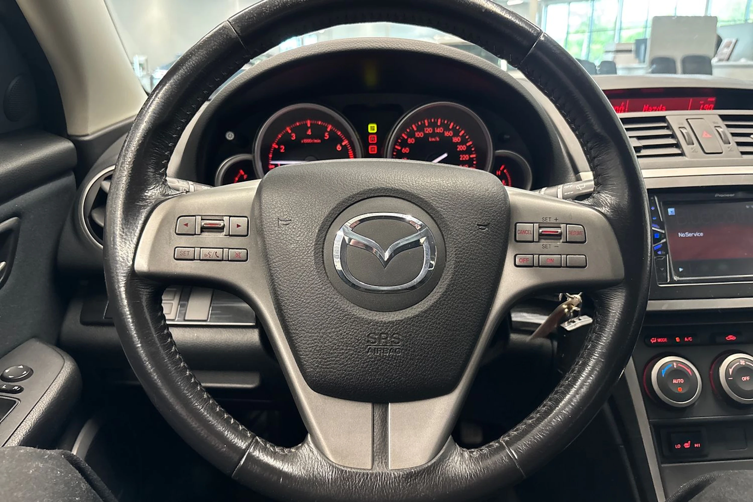 punainen Mazda 6 2009 kuva 12.
