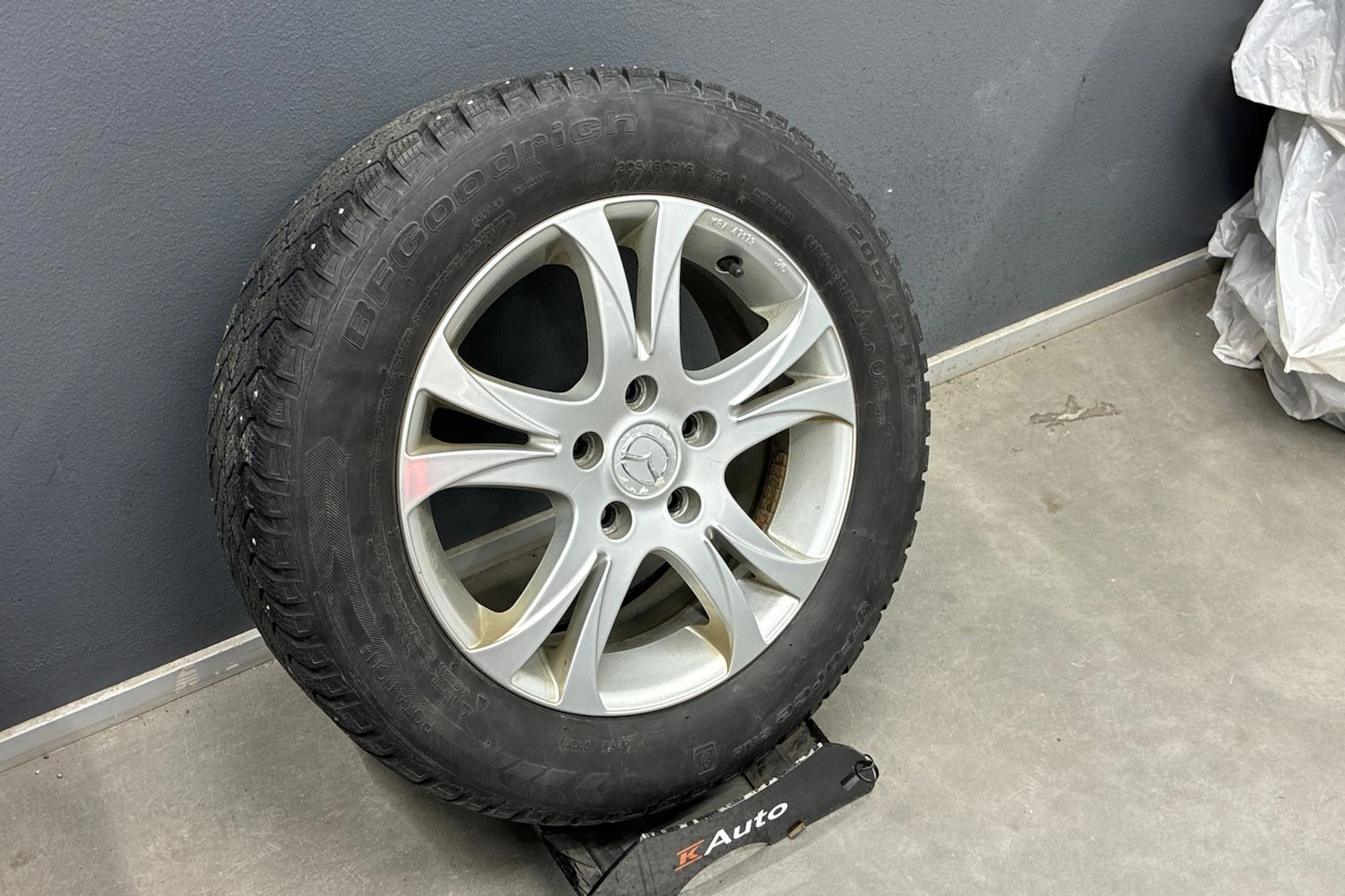 Musta Mazda 6 2009 kuva 13.