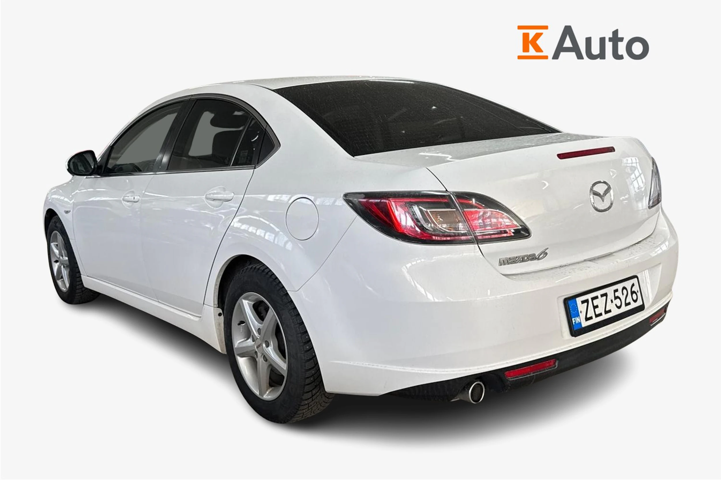 Valkoinen Mazda 6 2009 kuva 2.