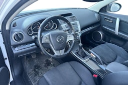 valkoinen Mazda 6 2009 kuva 3.