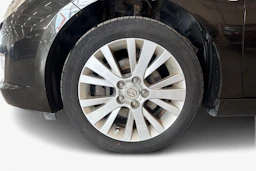 harmaa Mazda 6 2010 kuva 9.