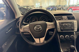 harmaa Mazda 6 2010 kuva 11.