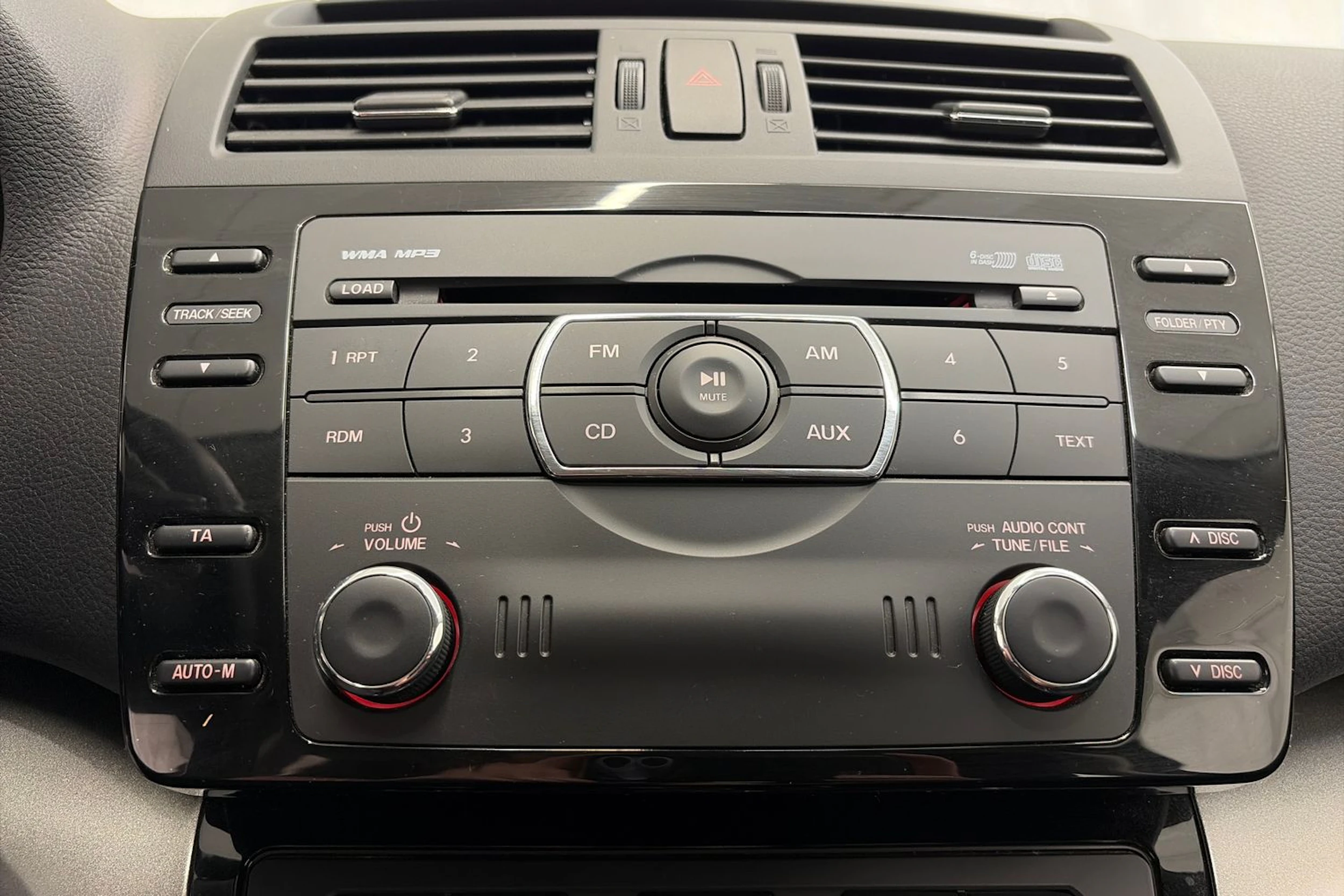 Harmaa Mazda 6 2011 kuva 17.