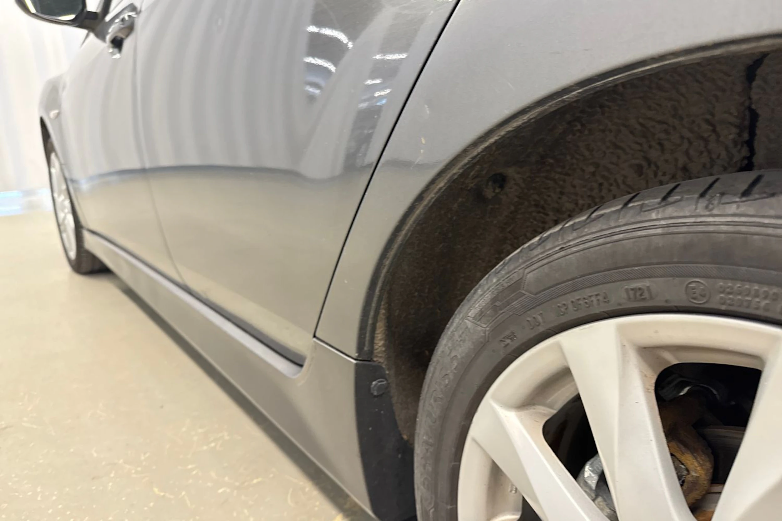 harmaa Mazda 6 2011 kuva 23.