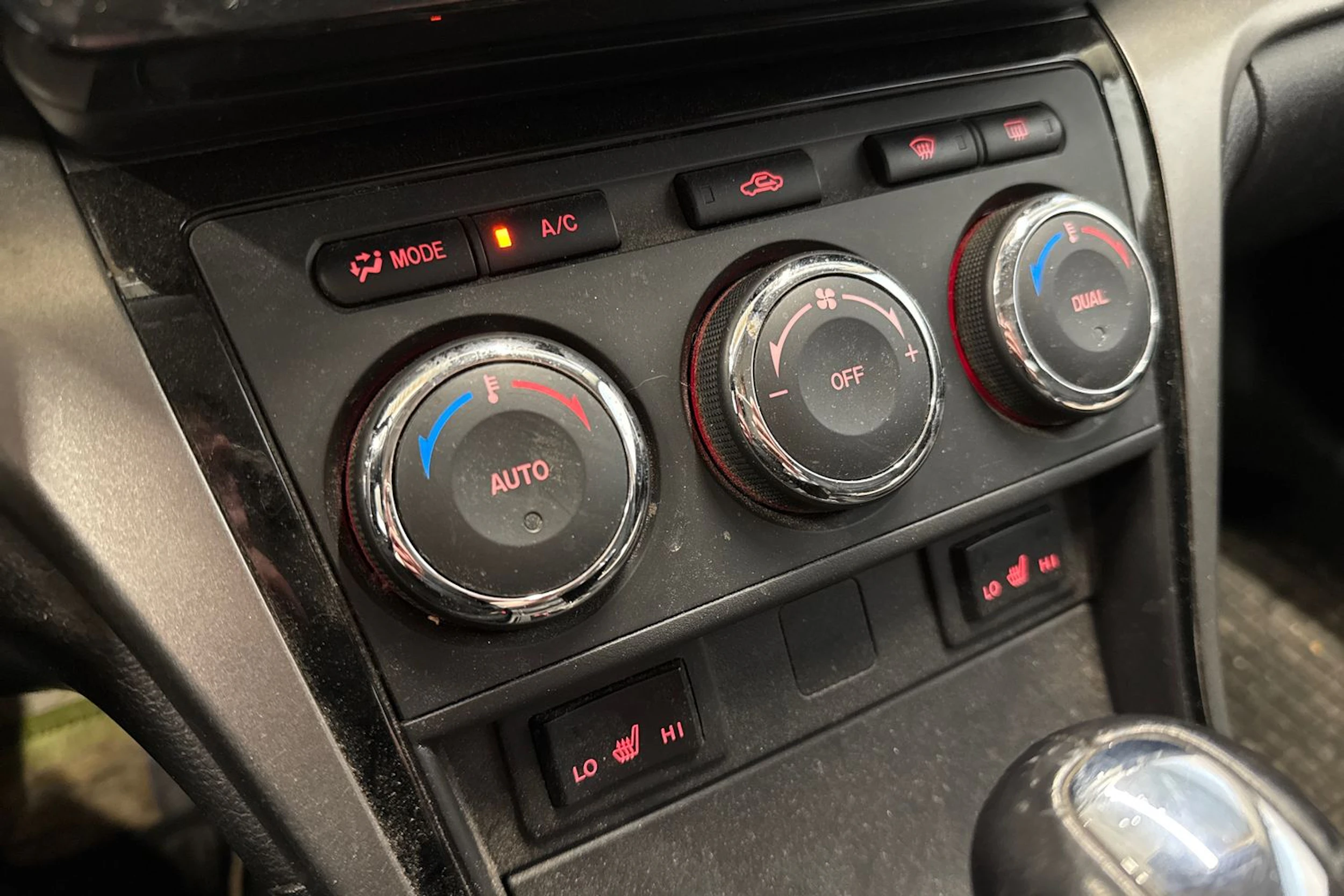 harmaa Mazda 6 2011 kuva 39.