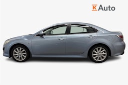 sininen Mazda 6 2011 kuva 5.