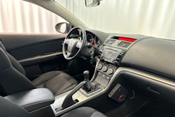 harmaa Mazda 6 2011 kuva 15.