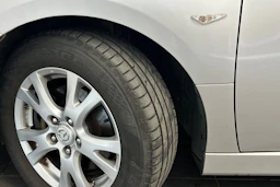 harmaa Mazda 6 2011 kuva 19.