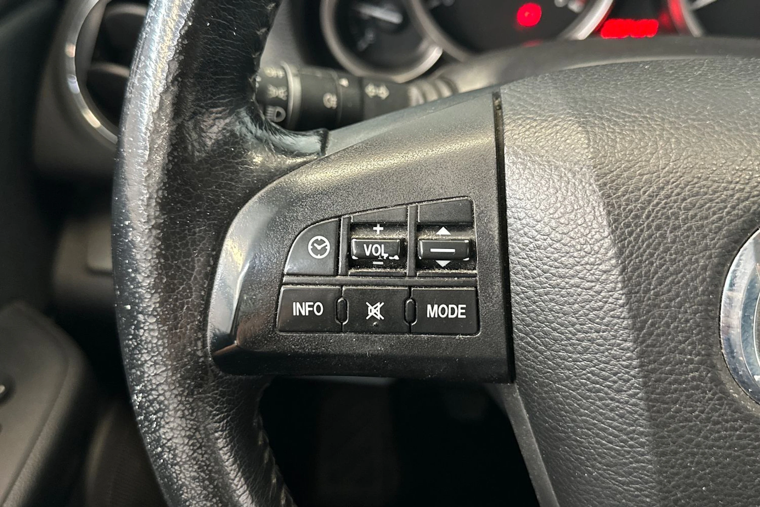 harmaa Mazda 6 2011 kuva 22.