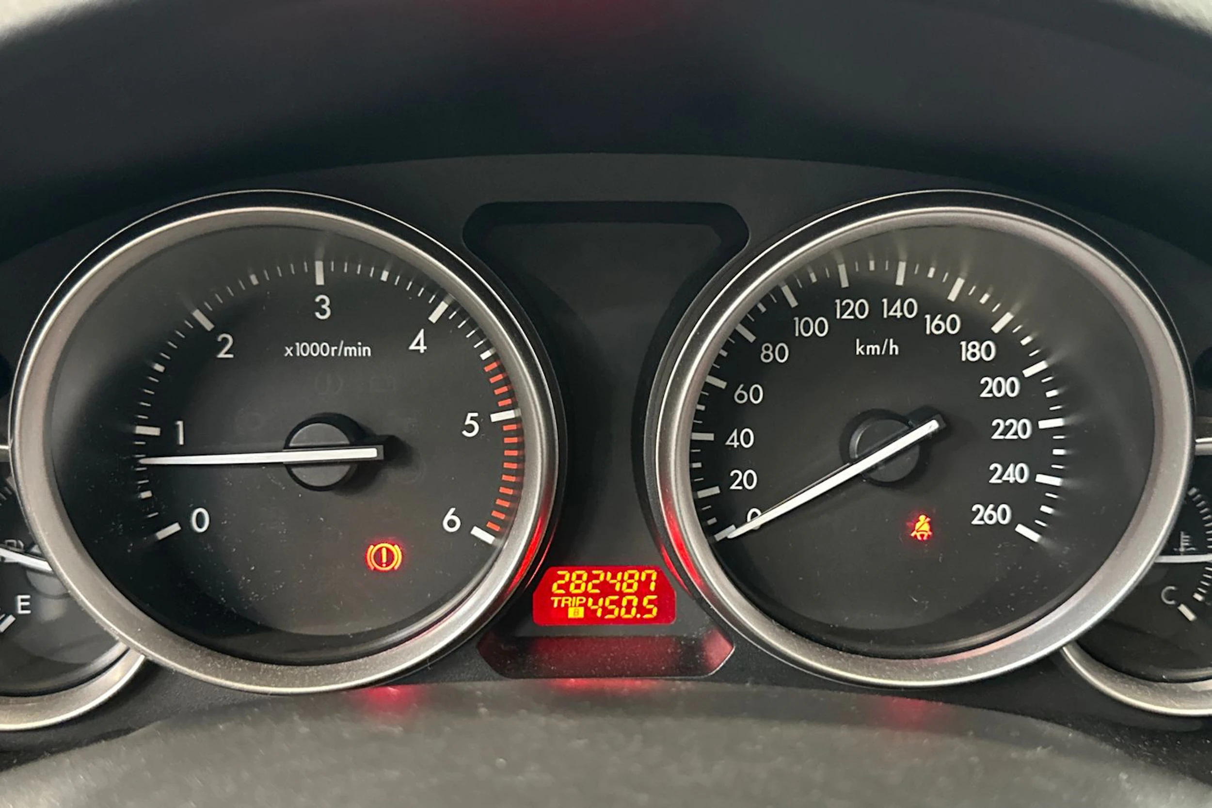 harmaa Mazda 6 2011 kuva 24.