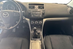 sininen Mazda 6 2013 kuva 9.