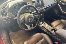Punainen Mazda 6 2013 kuva 3.