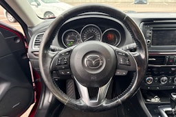 Punainen Mazda 6 2013 kuva 14.