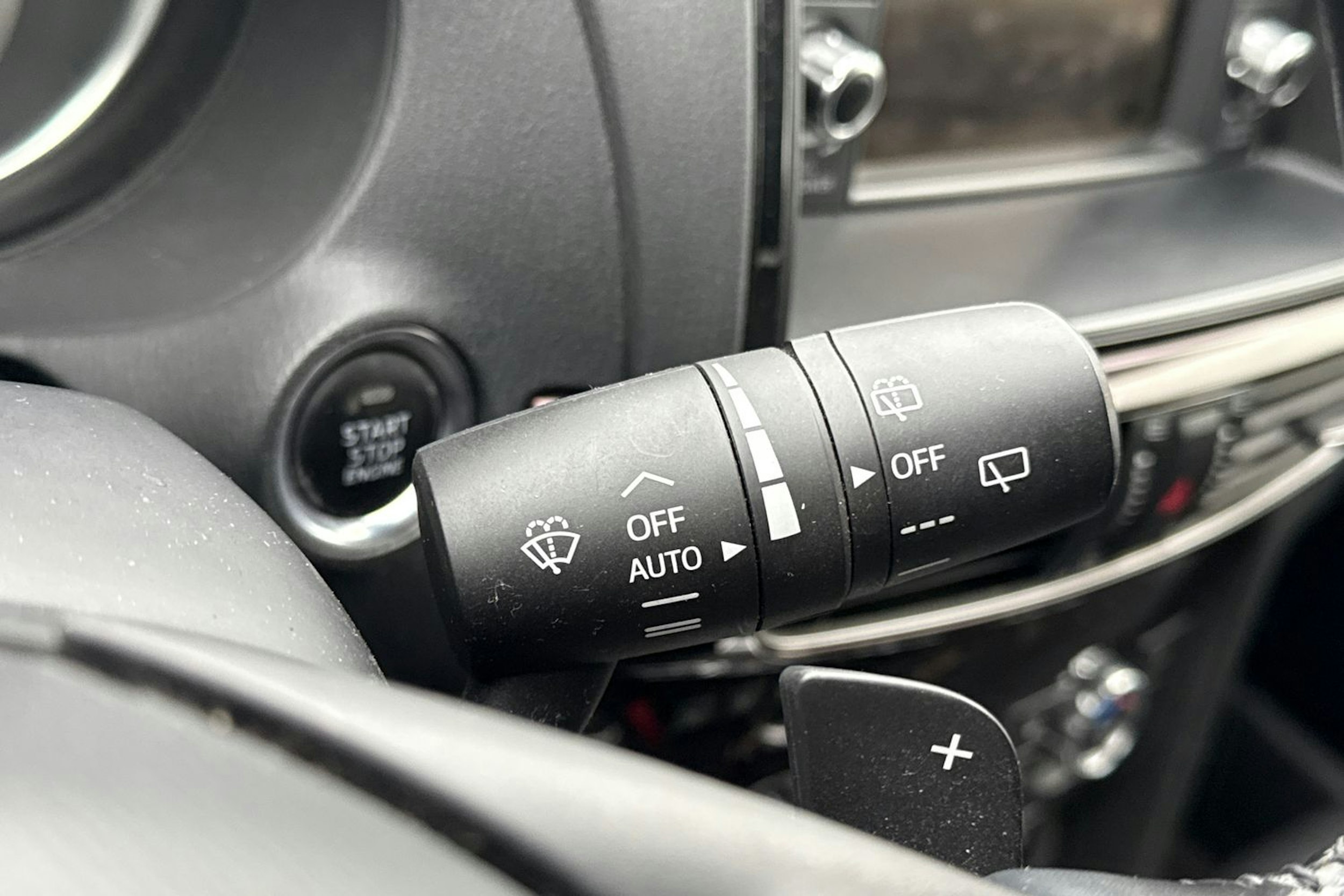 Punainen Mazda 6 2013 kuva 18.