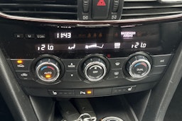 Punainen Mazda 6 2013 kuva 24.