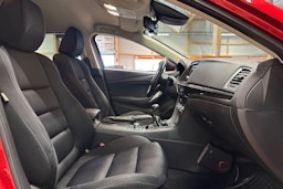 punainen Mazda 6 2013 kuva 15.