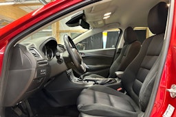 punainen Mazda 6 2013 kuva 17.