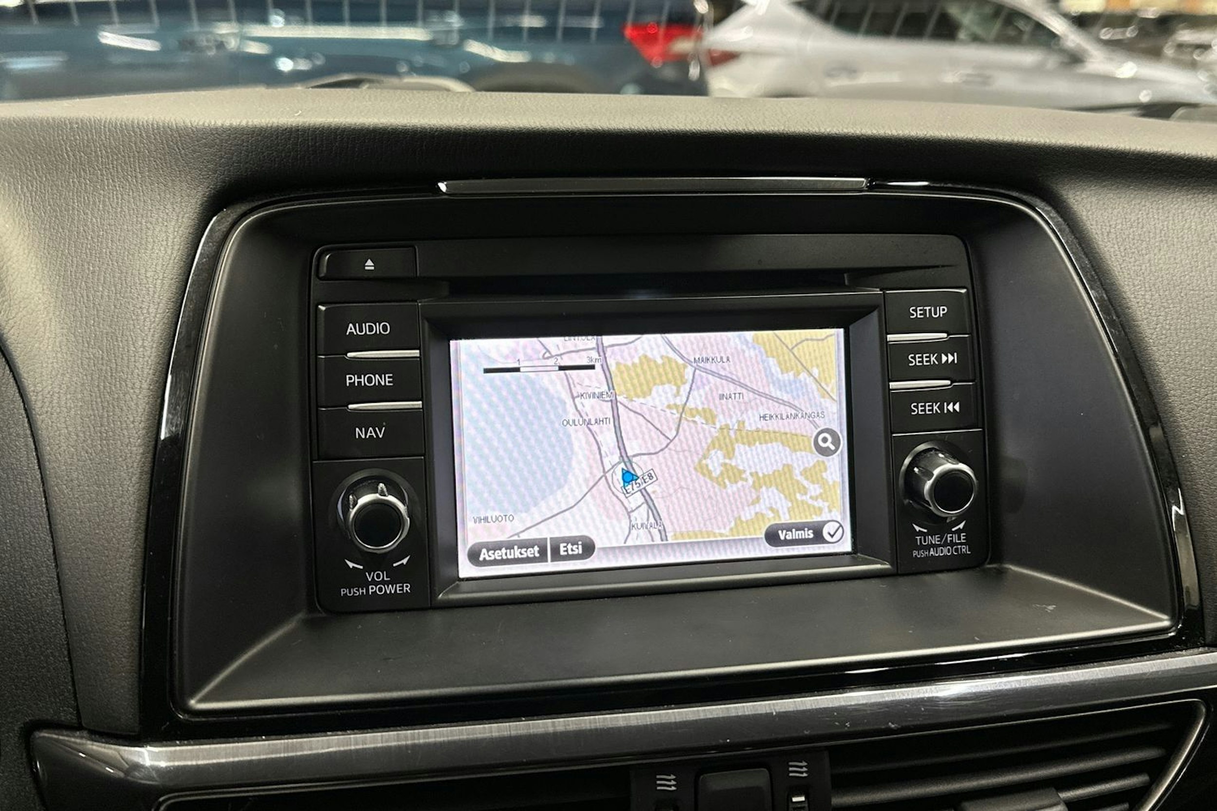 punainen Mazda 6 2013 kuva 18.