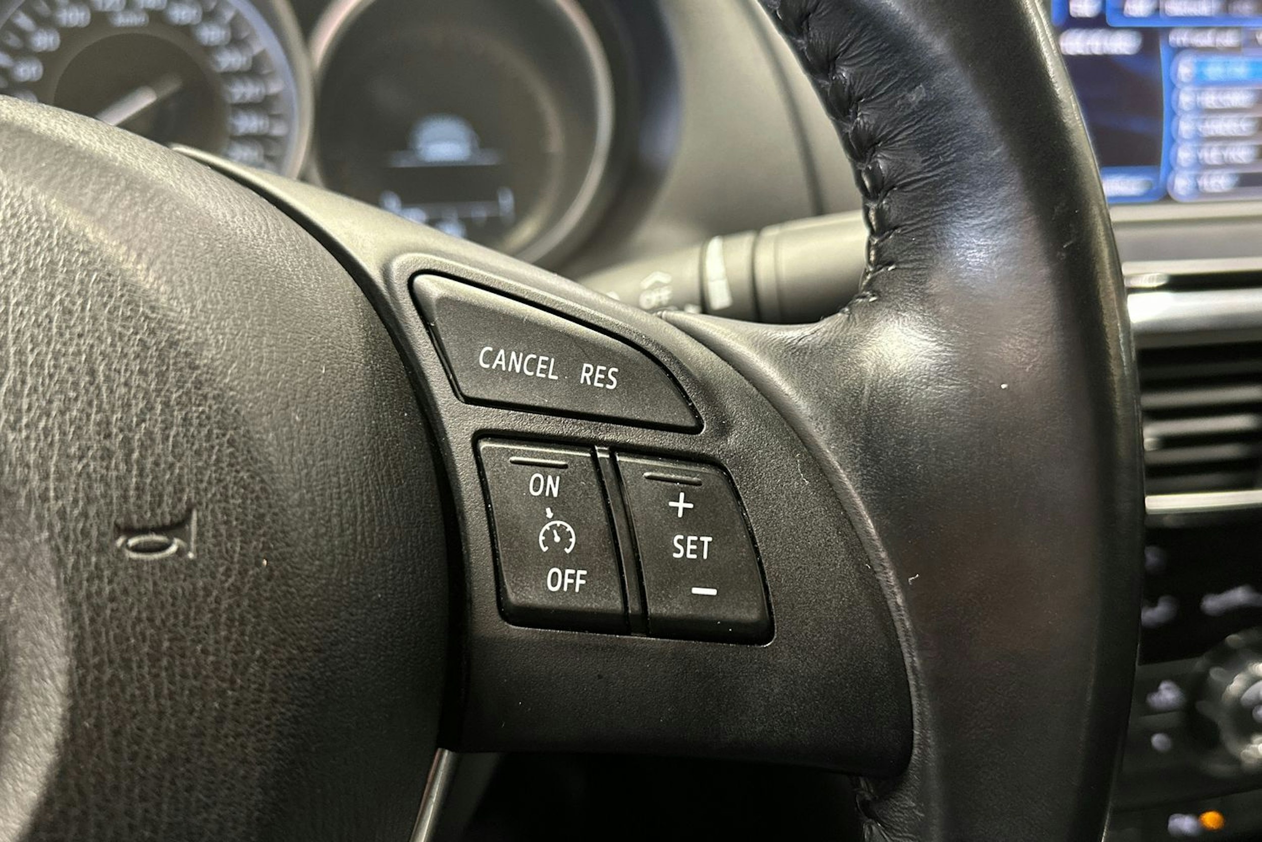 punainen Mazda 6 2013 kuva 26.
