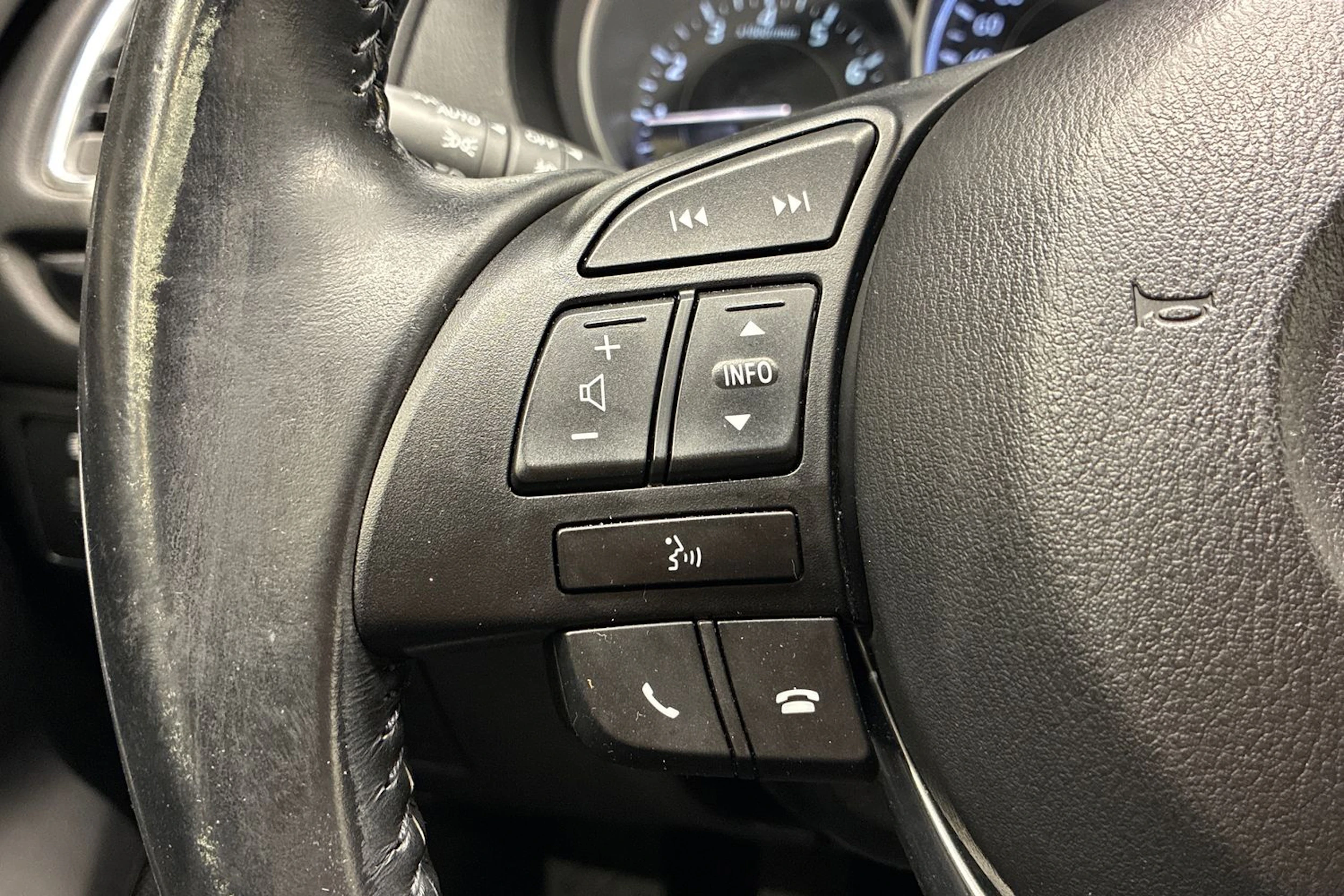 harmaa Mazda 6 2013 kuva 13.