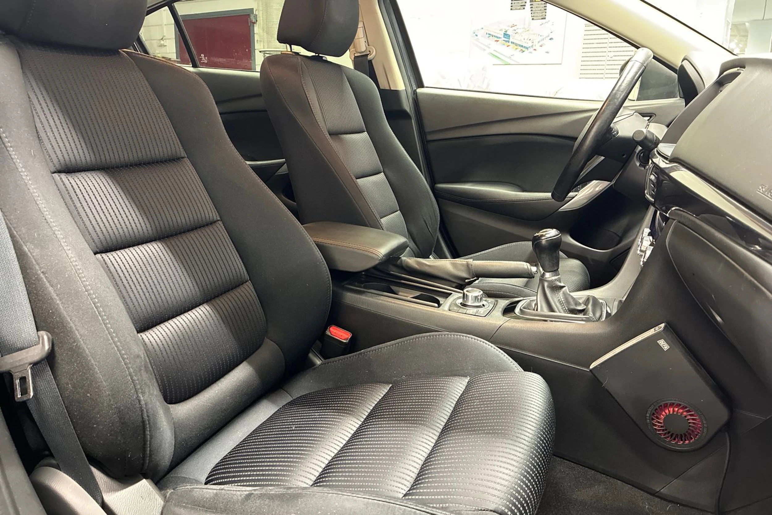 harmaa Mazda 6 2013 kuva 23.